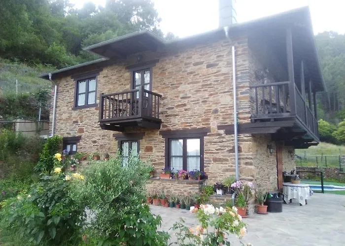 - Ferrería Quintá Casa de Campo Quiroga