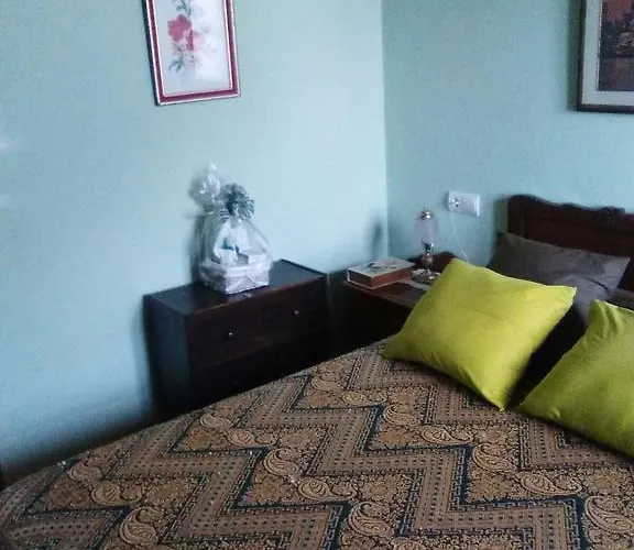 - Ferrería Quintá Casa de Campo Quiroga